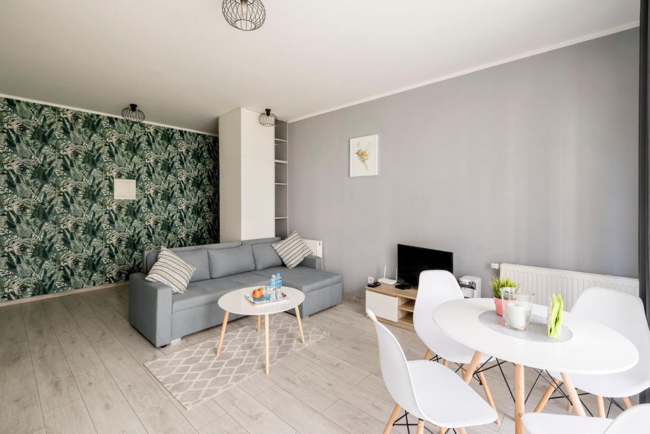 Apartamenty Stare Zoo Zajezdnia Poznan Exterior photo